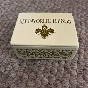 The Sound of Music 45th Anniversary Music Box - Plays My Favorite Things *works*